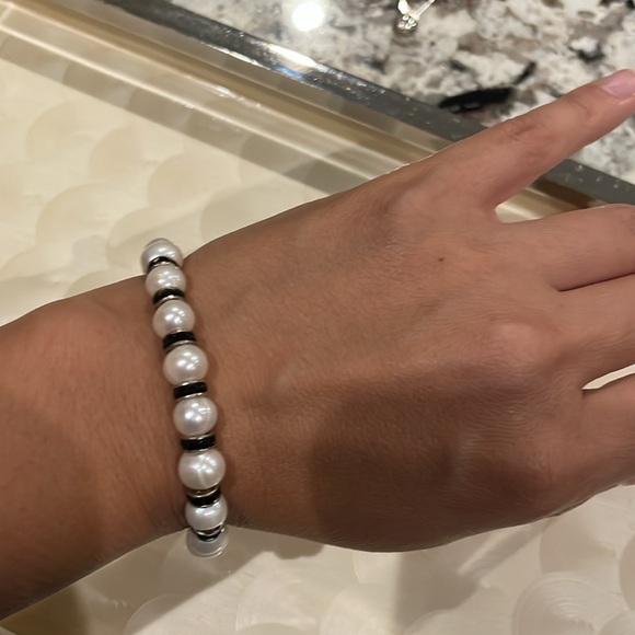 Fresh water pearls and Swarovski crystals bracelet - Picture 2 of 7